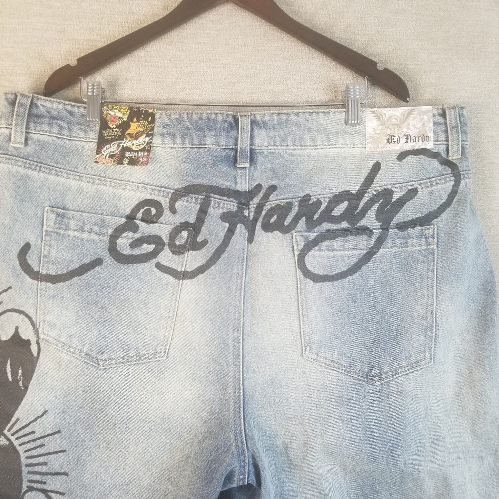 NWT Ed Hardy 42x31 Jeans Denim Slim Taper Death Before Dishonor Rock Str…